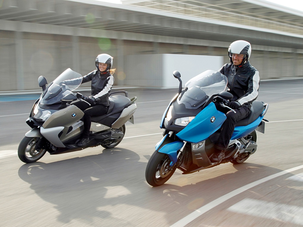 Фото скутера BMW C 650 GT